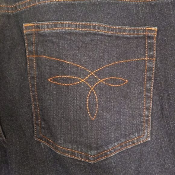 Chaps Size 12 Denim Madden Straight Jeans Womens Dark Wash - Picture 10 of 10